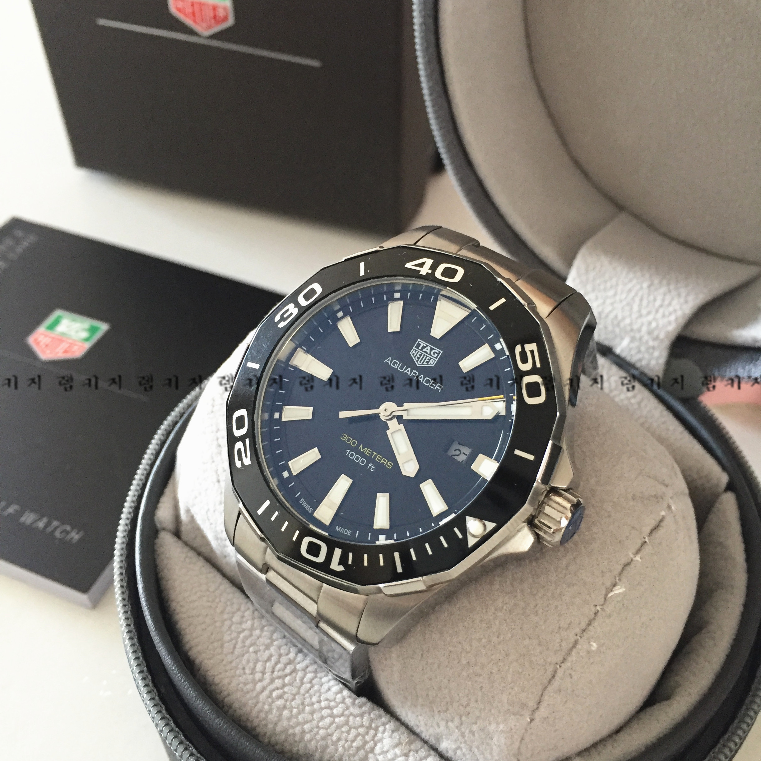 태그호이어 아쿠아레이서 300 블랙 메탈시계